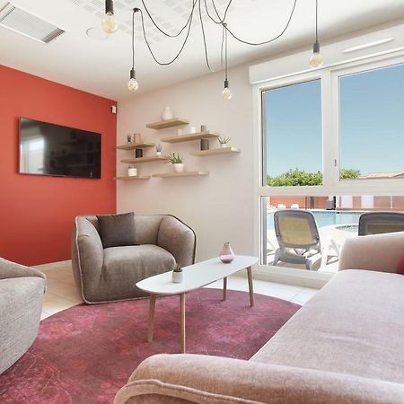Residence Odalys Fleur De Sel Aigues-Mortes Bagian luar foto