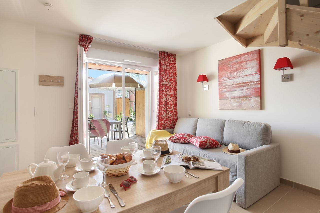 Residence Odalys Fleur De Sel Aigues-Mortes Bagian luar foto