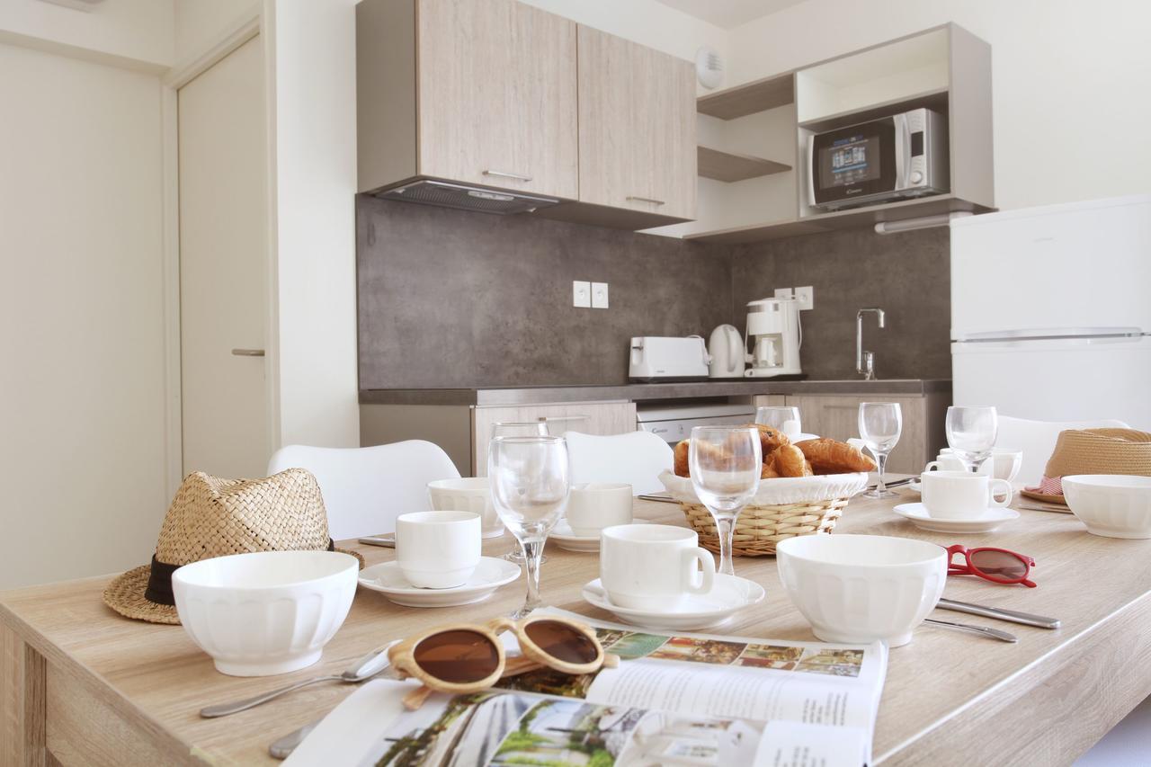 Residence Odalys Fleur De Sel Aigues-Mortes Bagian luar foto