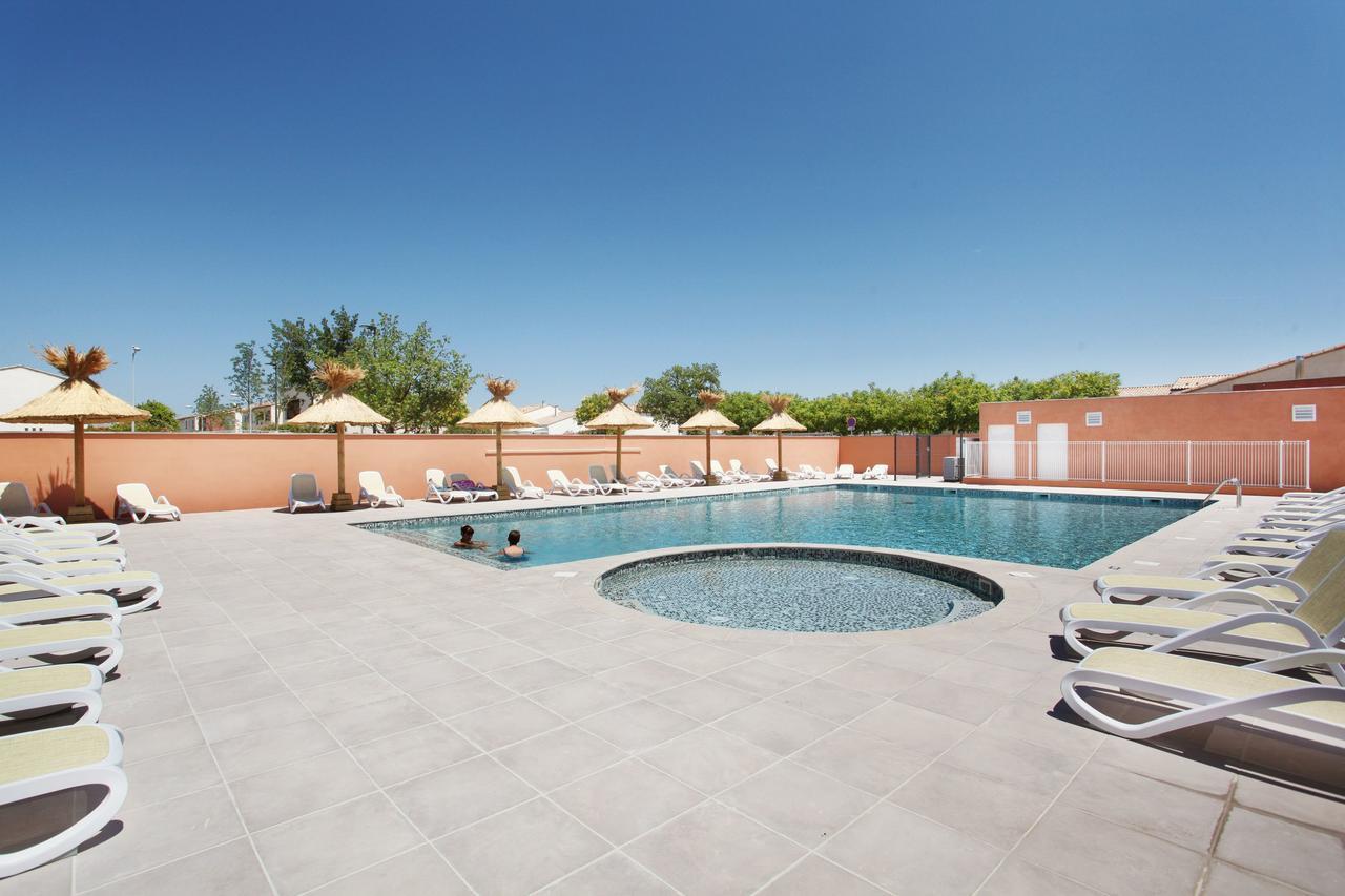 Residence Odalys Fleur De Sel Aigues-Mortes Bagian luar foto