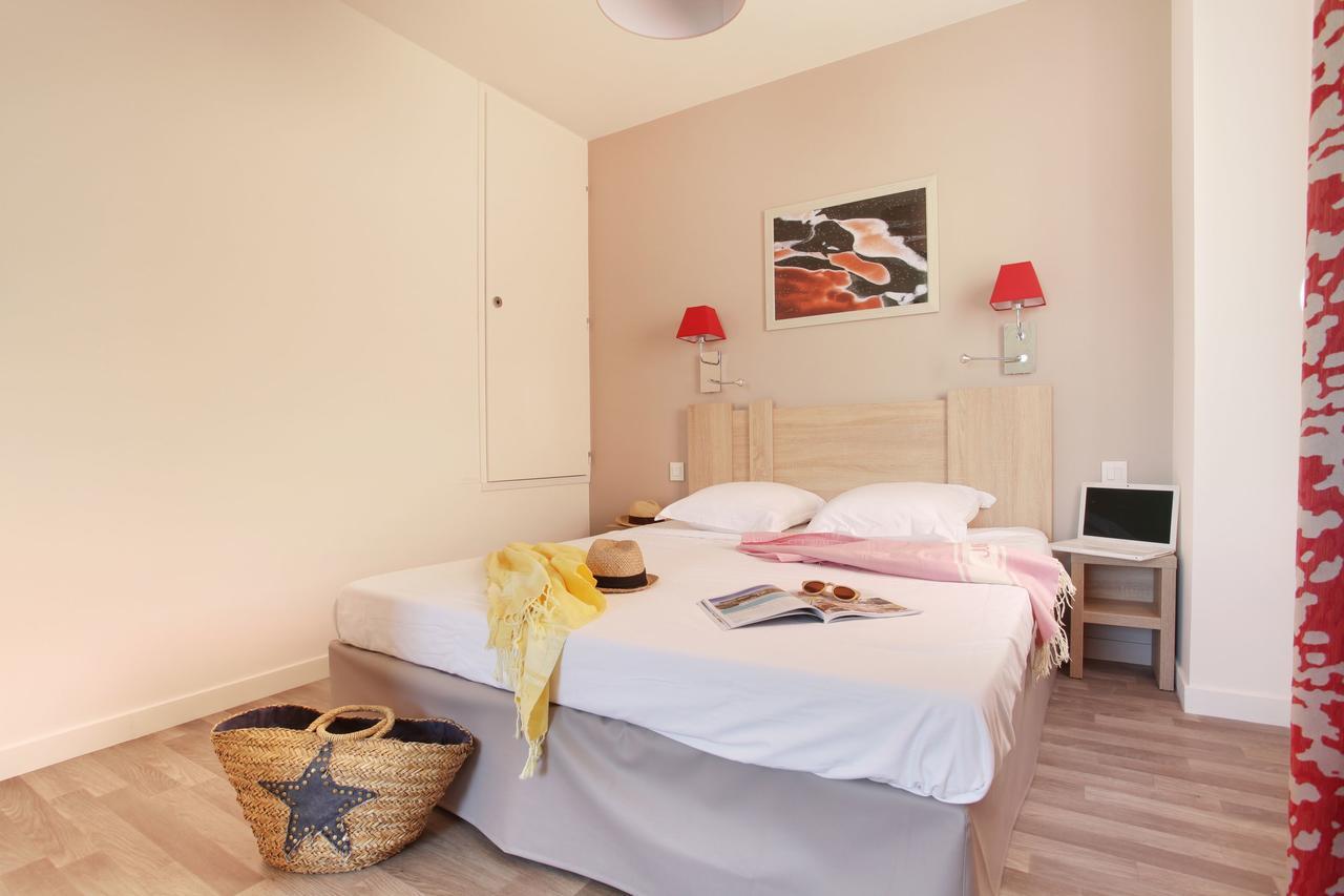 Residence Odalys Fleur De Sel Aigues-Mortes Bagian luar foto