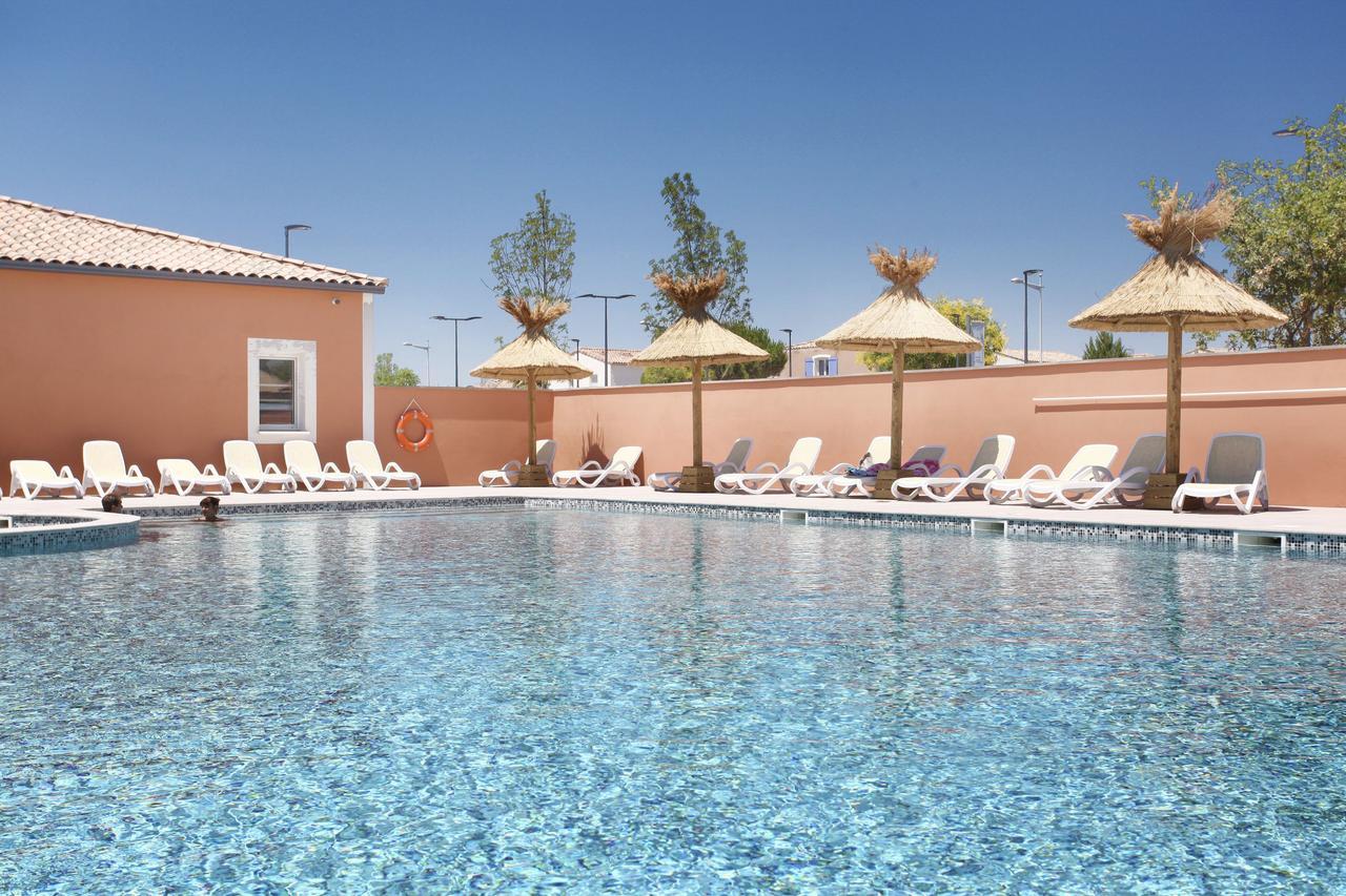 Residence Odalys Fleur De Sel Aigues-Mortes Bagian luar foto